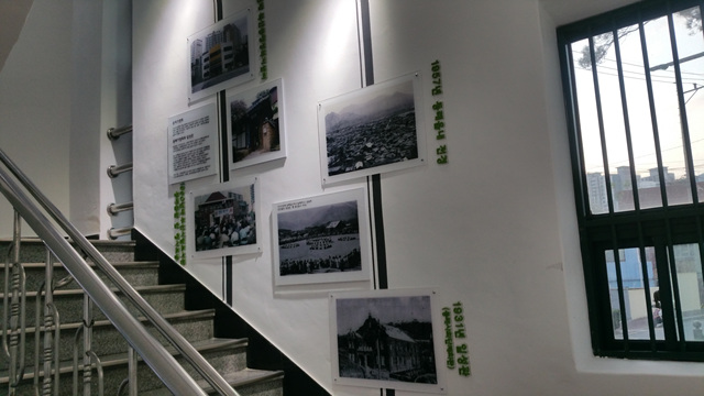 계단벽면갤러리 2번이미지