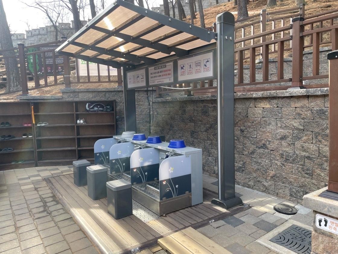 부대시설(세족장, 신발장)