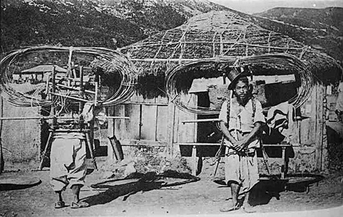 물통 등에 태를 고치는 행상