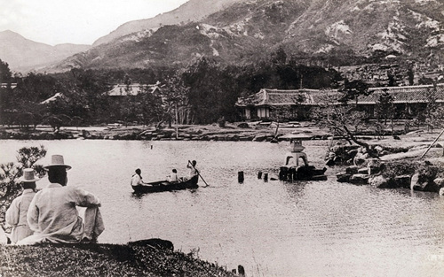 봉래관 정원 인공호수(1920년대)